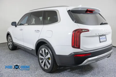 More photos of 2022 Kia Telluride S at NeXgen Motors, UT