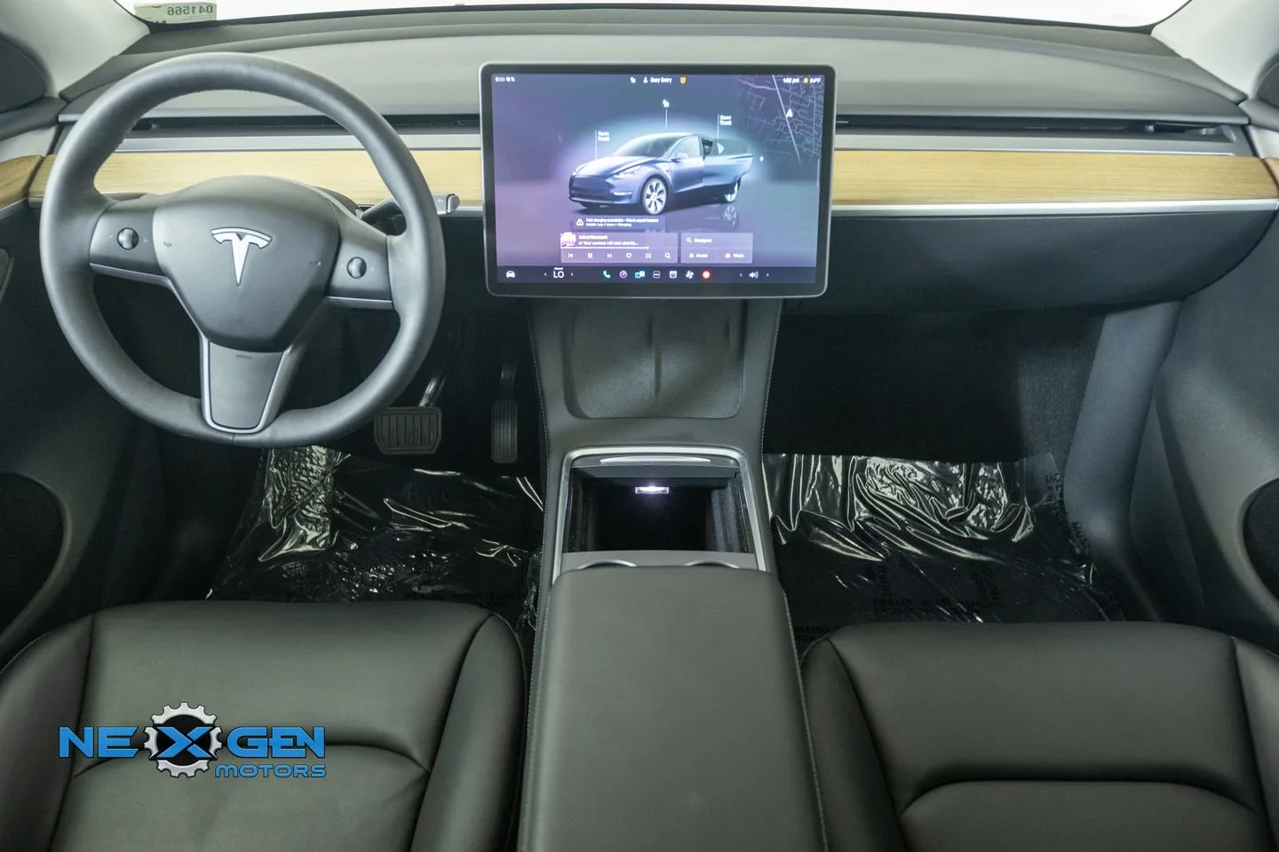 Tesla Model Y photo 29
