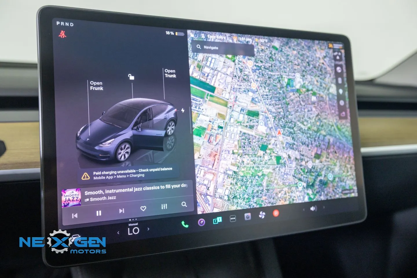 Tesla Model Y photo 18
