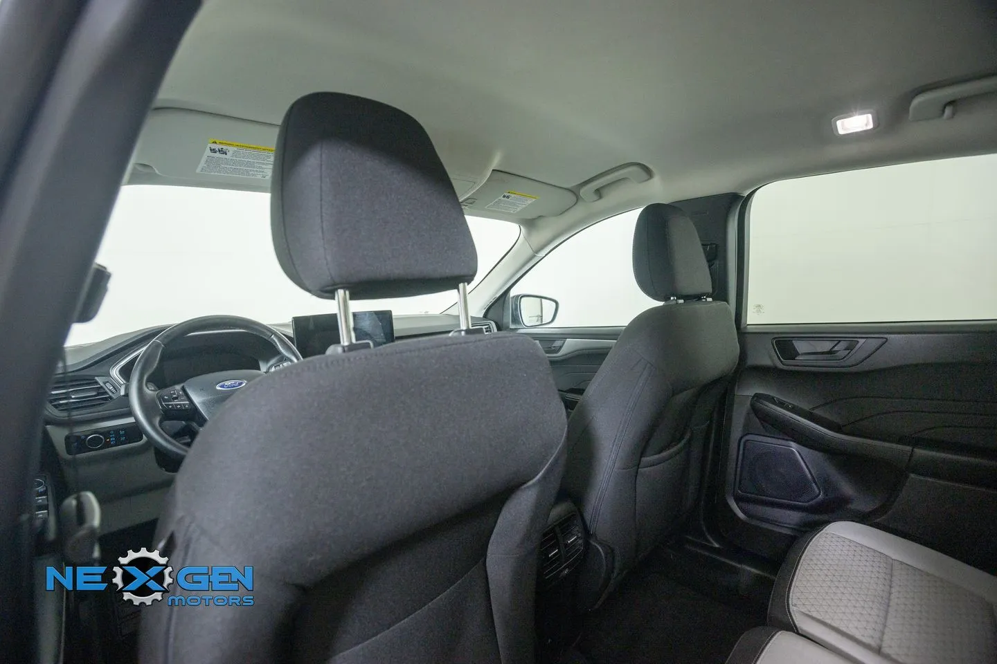 Ford Escape photo 31