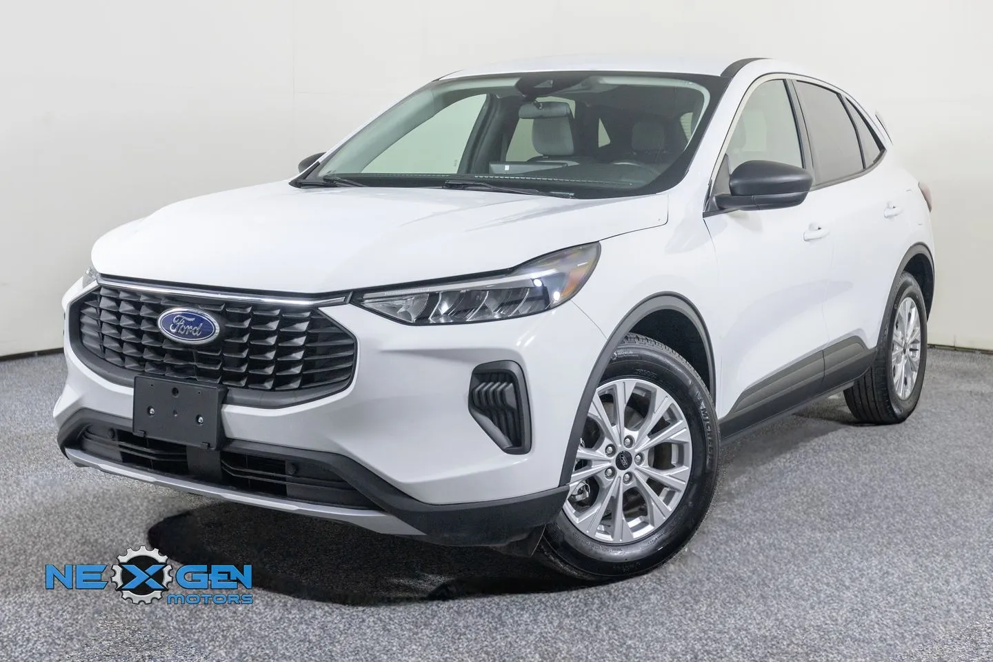 Ford Escape photo 10