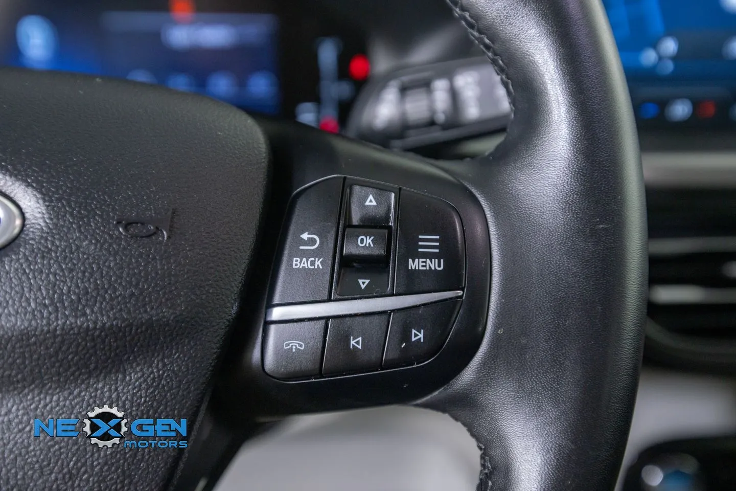 Ford Escape photo 17