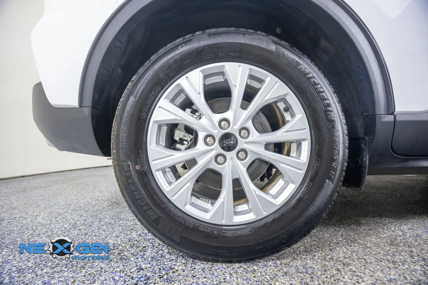 Ford Escape photo 45