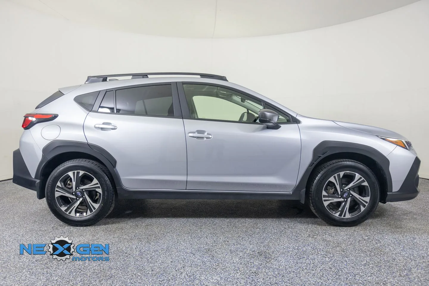 Subaru Crosstrek photo 9
