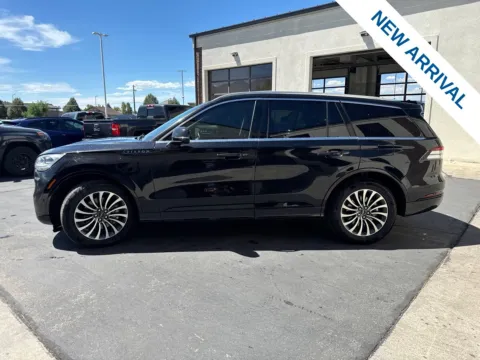 More photos of 2023 Lincoln Aviator Plug-In Hybrid Grand Touring at NeXgen Motors, UT