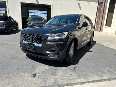 More photos of 2023 Lincoln Aviator Plug-In Hybrid Grand Touring at NeXgen Motors, UT
