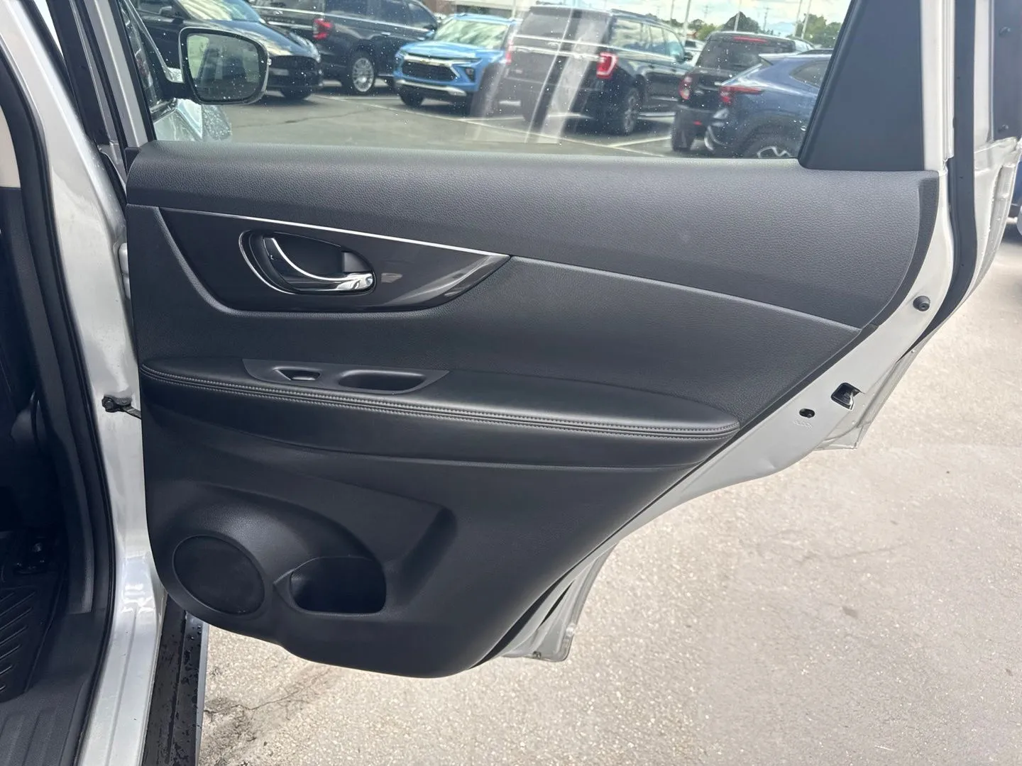Nissan Rogue photo 13