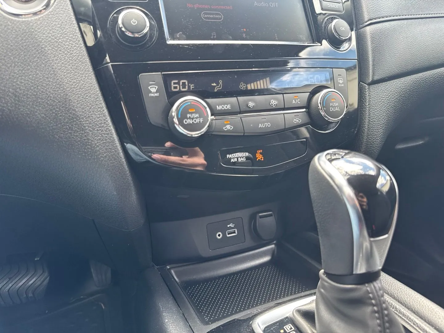 Nissan Rogue photo 26