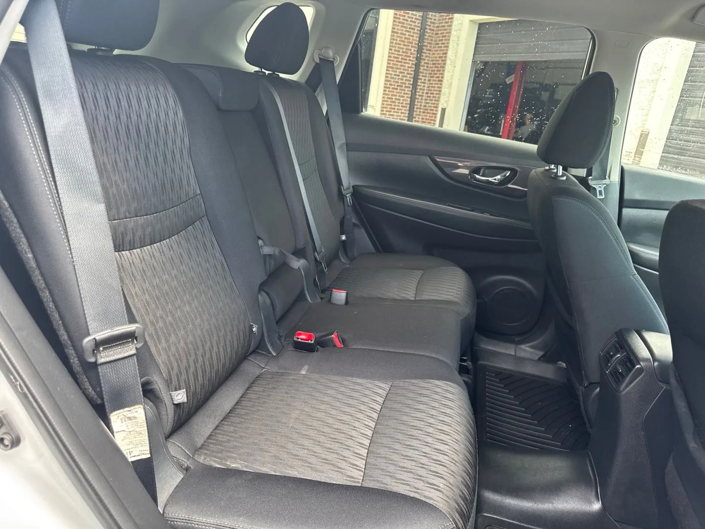 Nissan Rogue photo 12