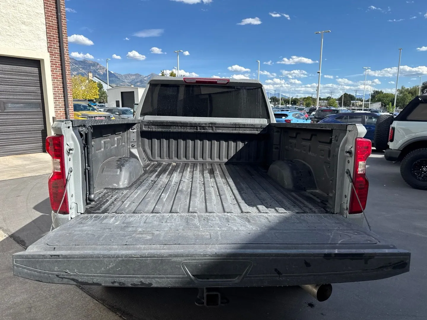Chevrolet Silverado photo 14