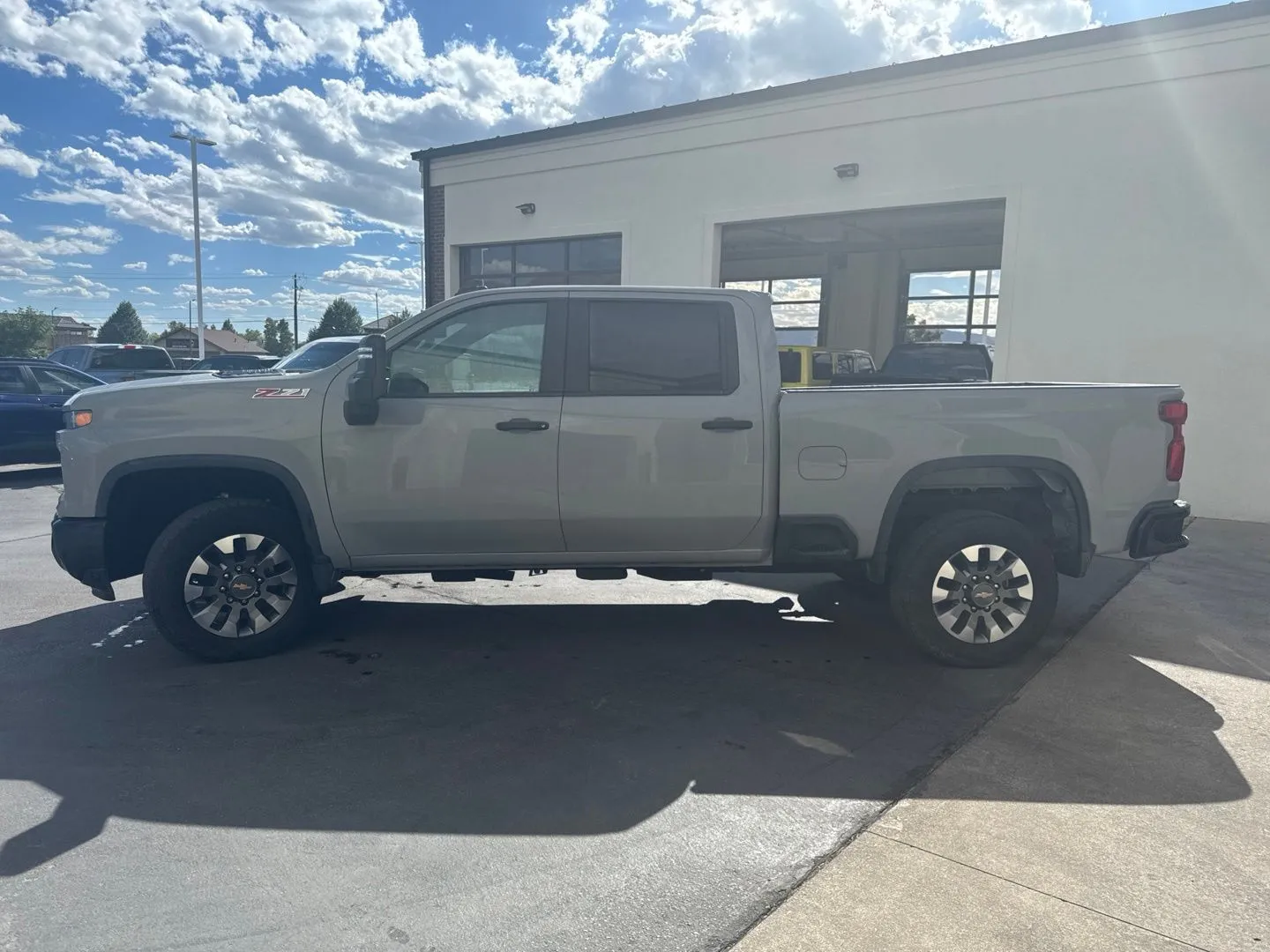 Chevrolet Silverado photo 5