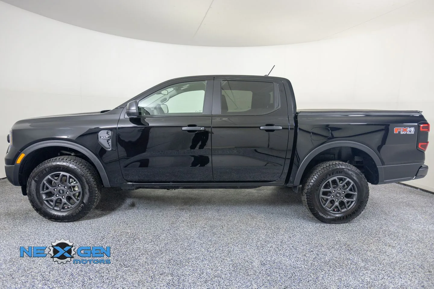 Ford Ranger photo 5