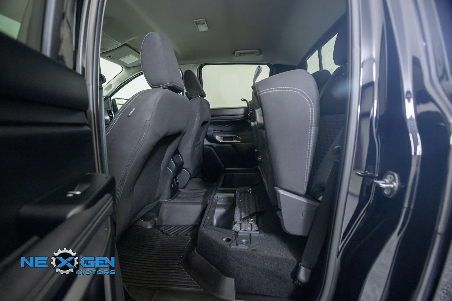 Ford Ranger photo 29