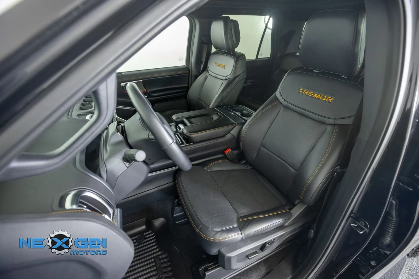 Ford Expedition photo 26