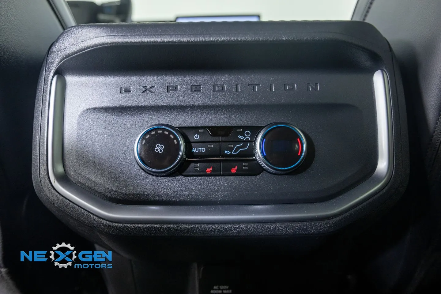 Ford Expedition photo 34