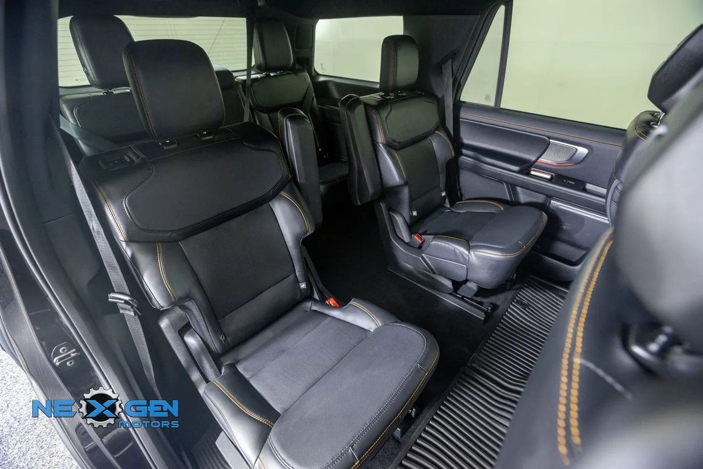 Ford Expedition photo 44