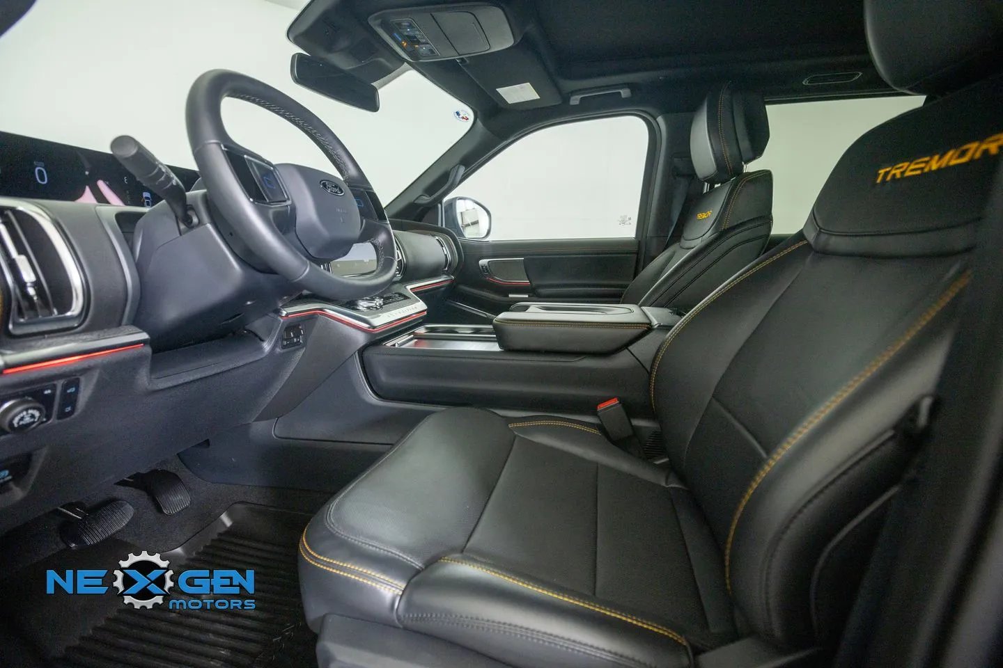 Ford Expedition photo 13