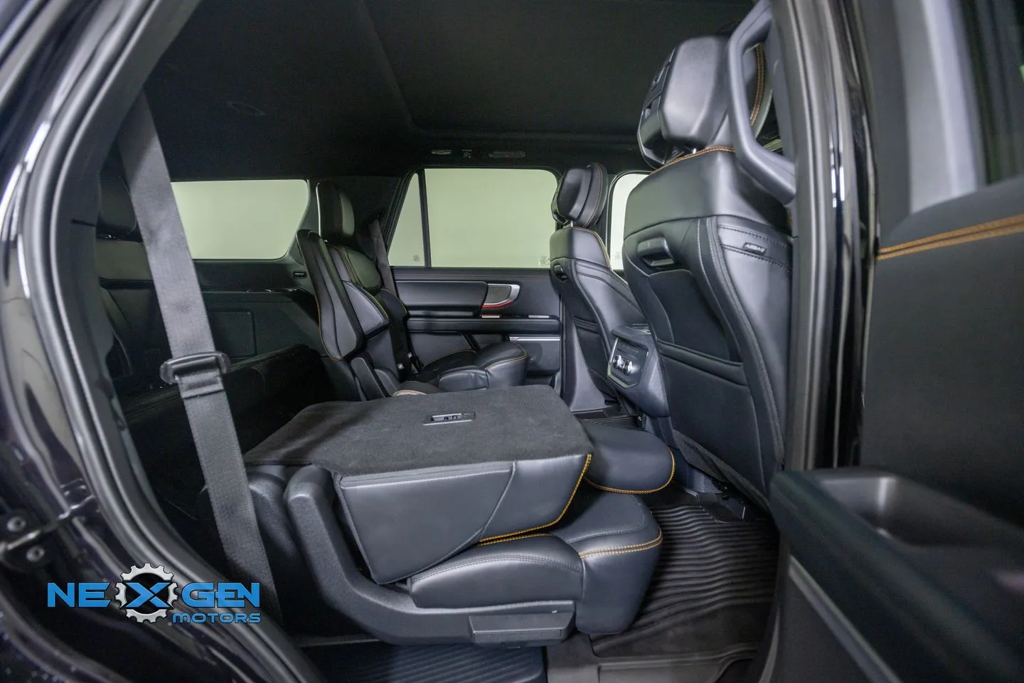 Ford Expedition photo 43