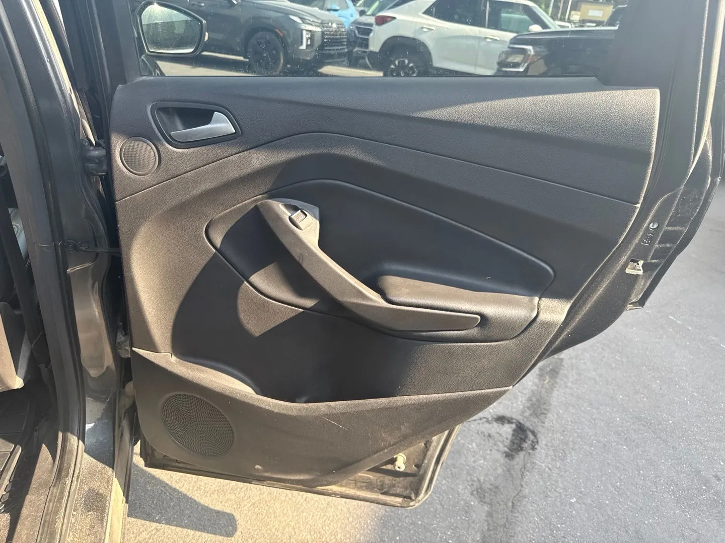 Ford Escape photo 13