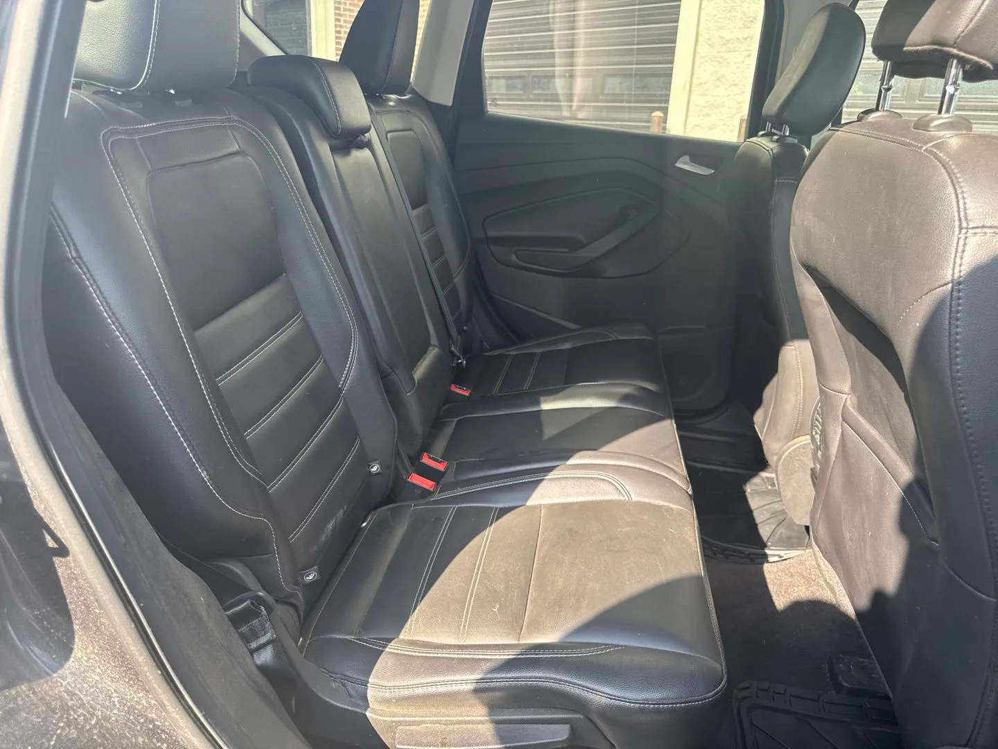 Ford Escape photo 12