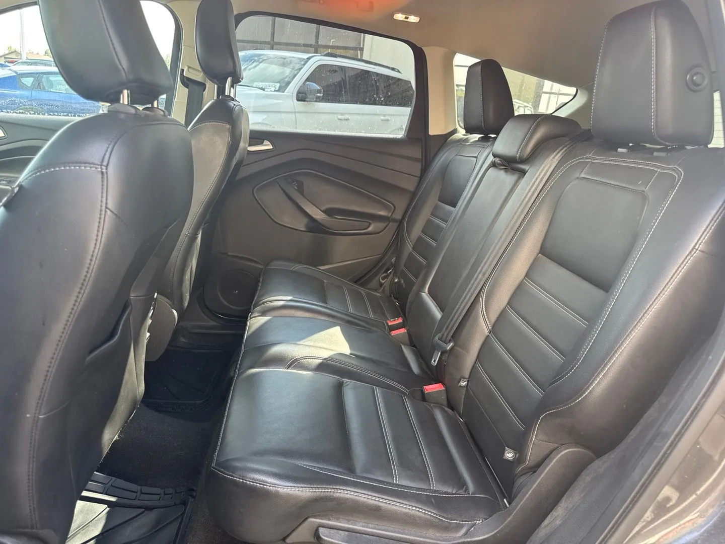 Ford Escape photo 15