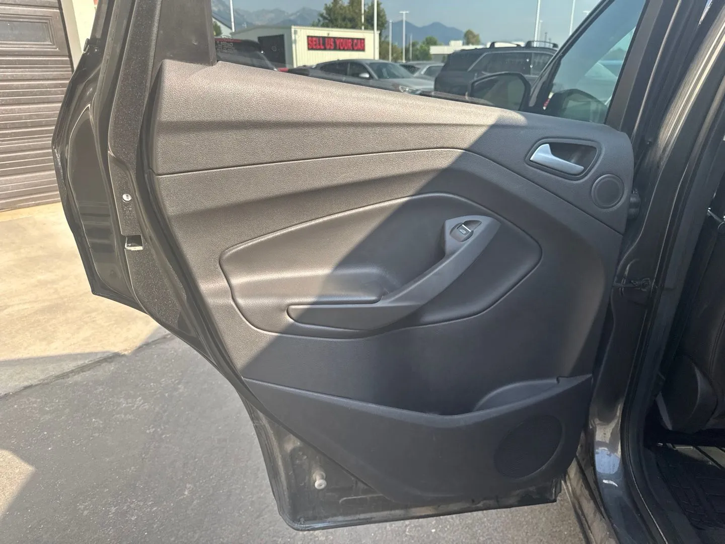 Ford Escape photo 16