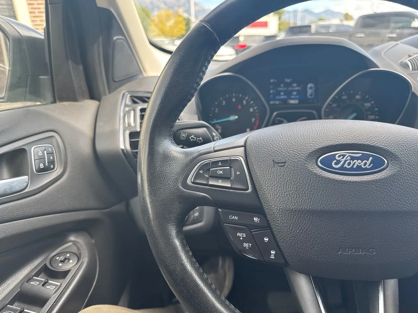 Ford Escape photo 21