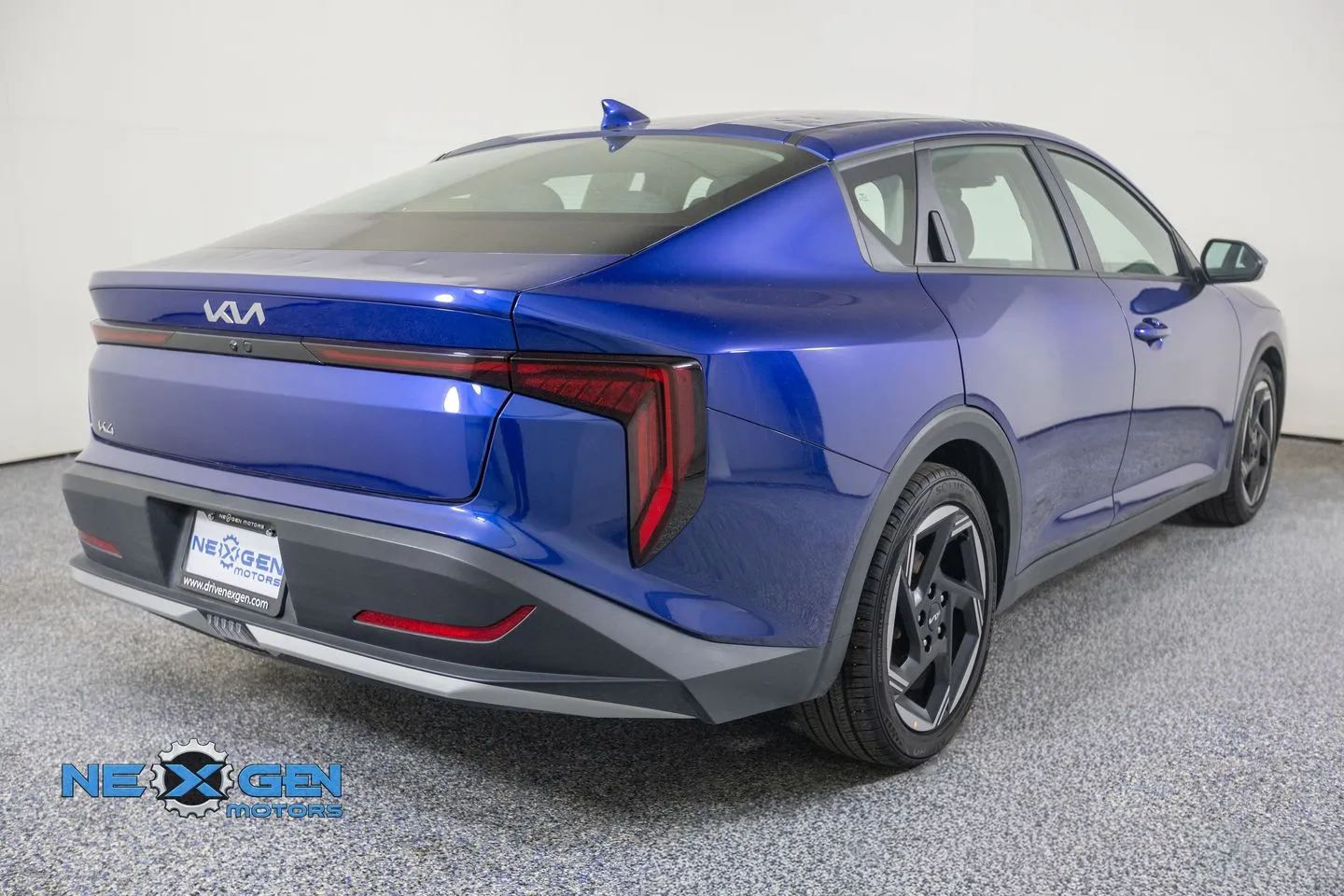 Kia K4 photo 34