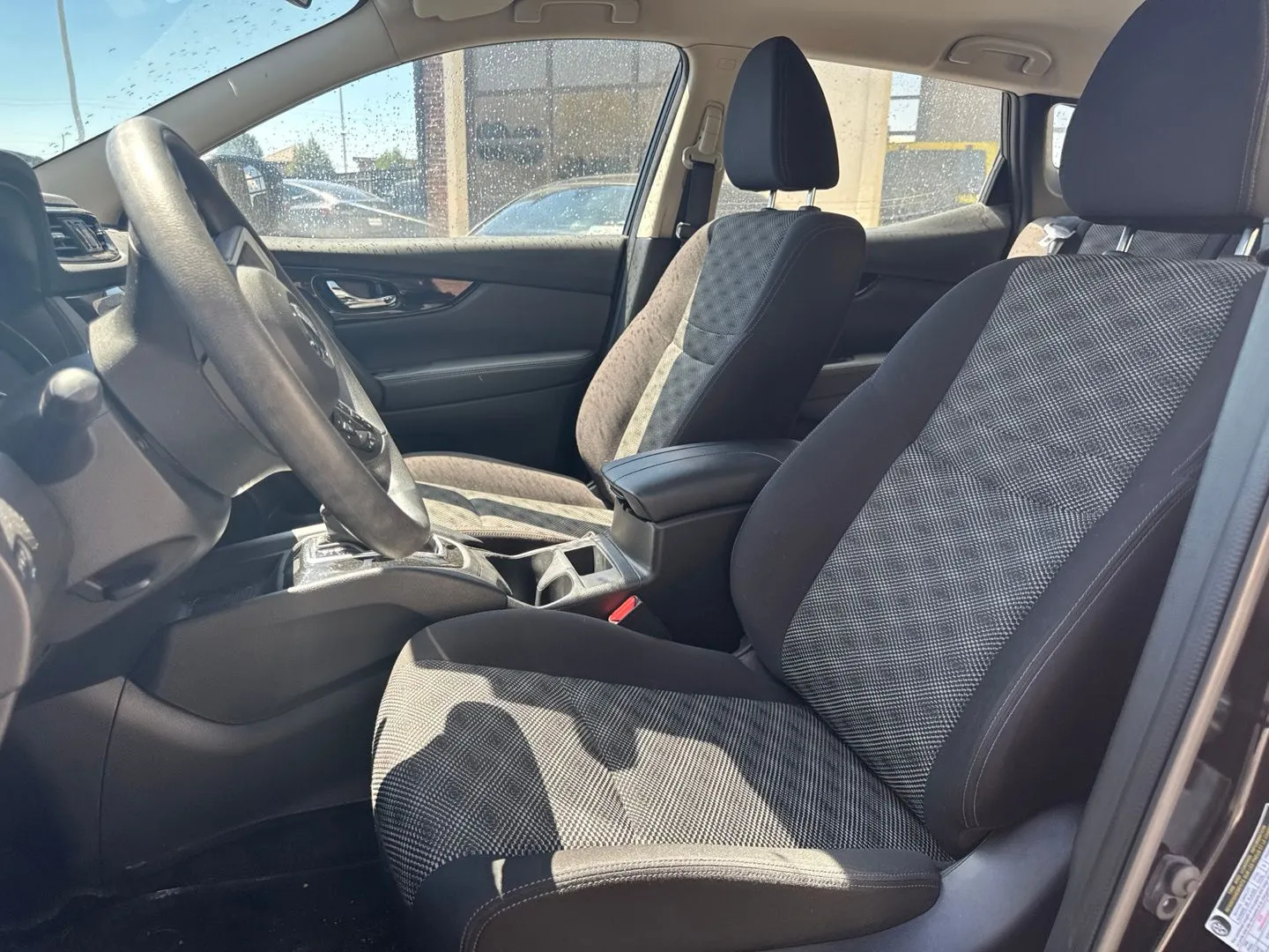 Nissan Rogue Sport photo 17