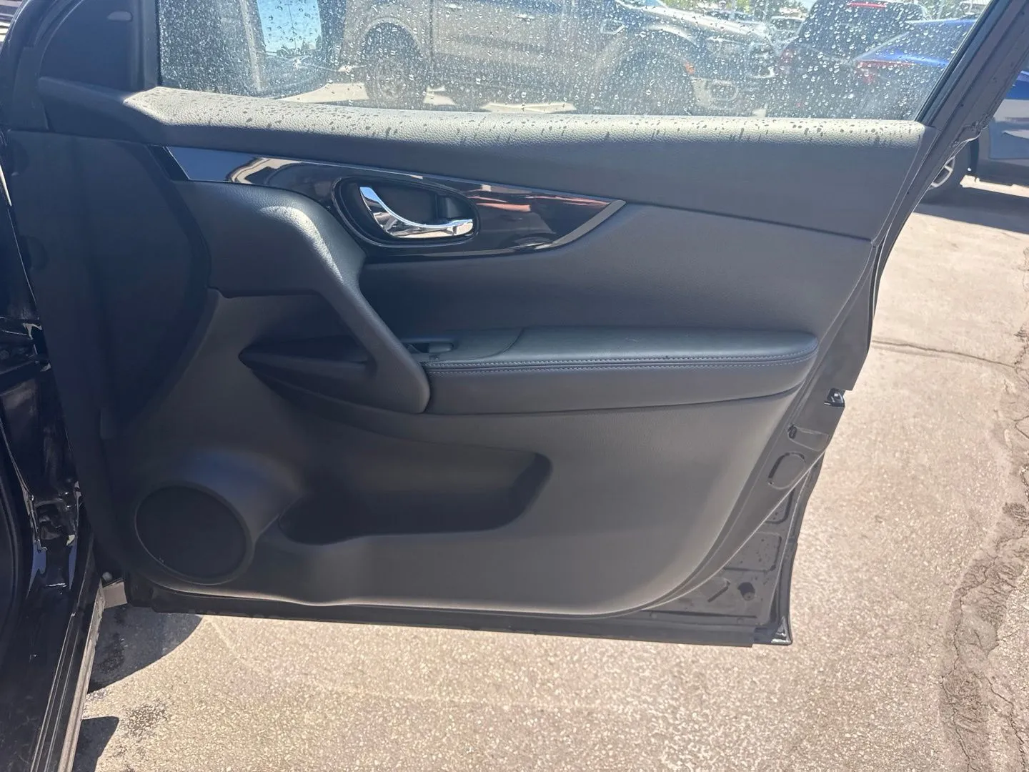 Nissan Rogue Sport photo 11