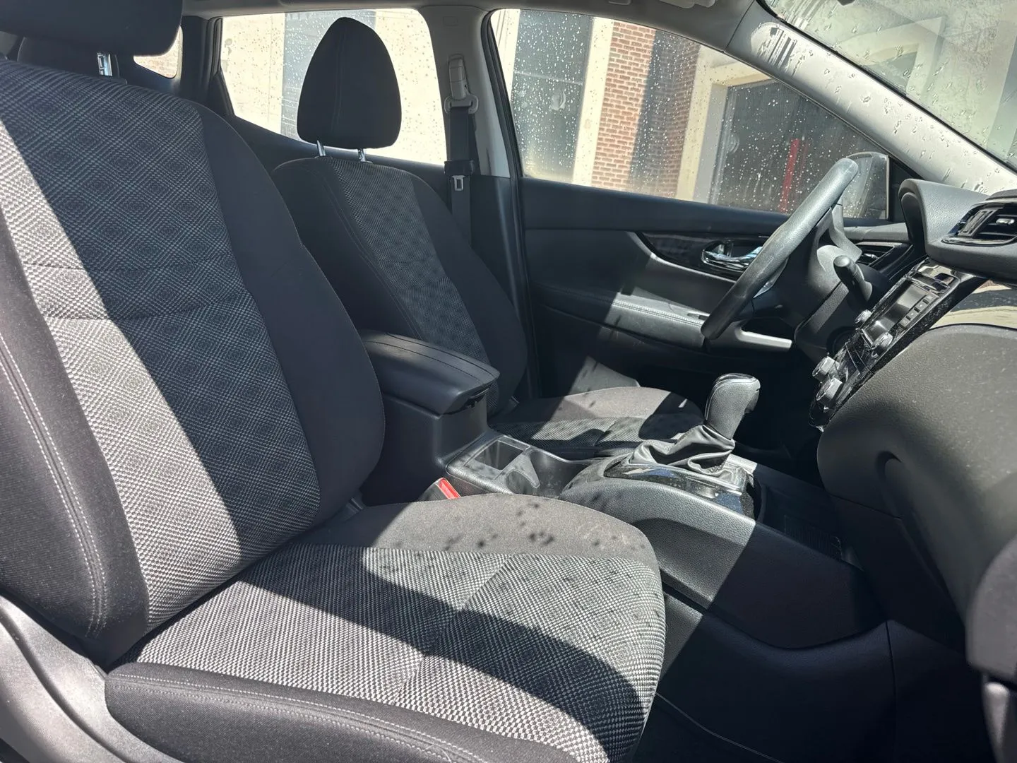 Nissan Rogue Sport photo 10