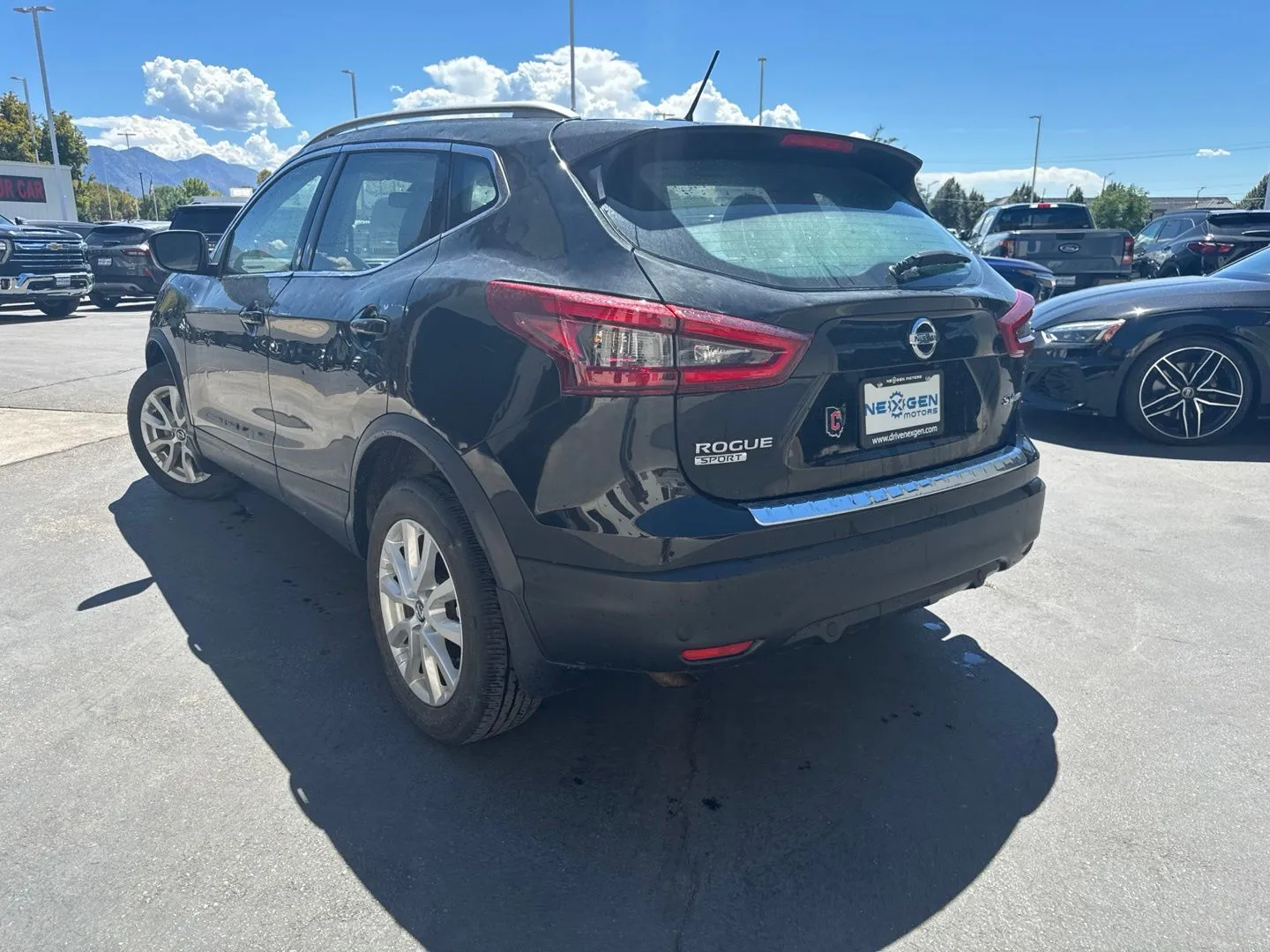 Nissan Rogue Sport photo 6