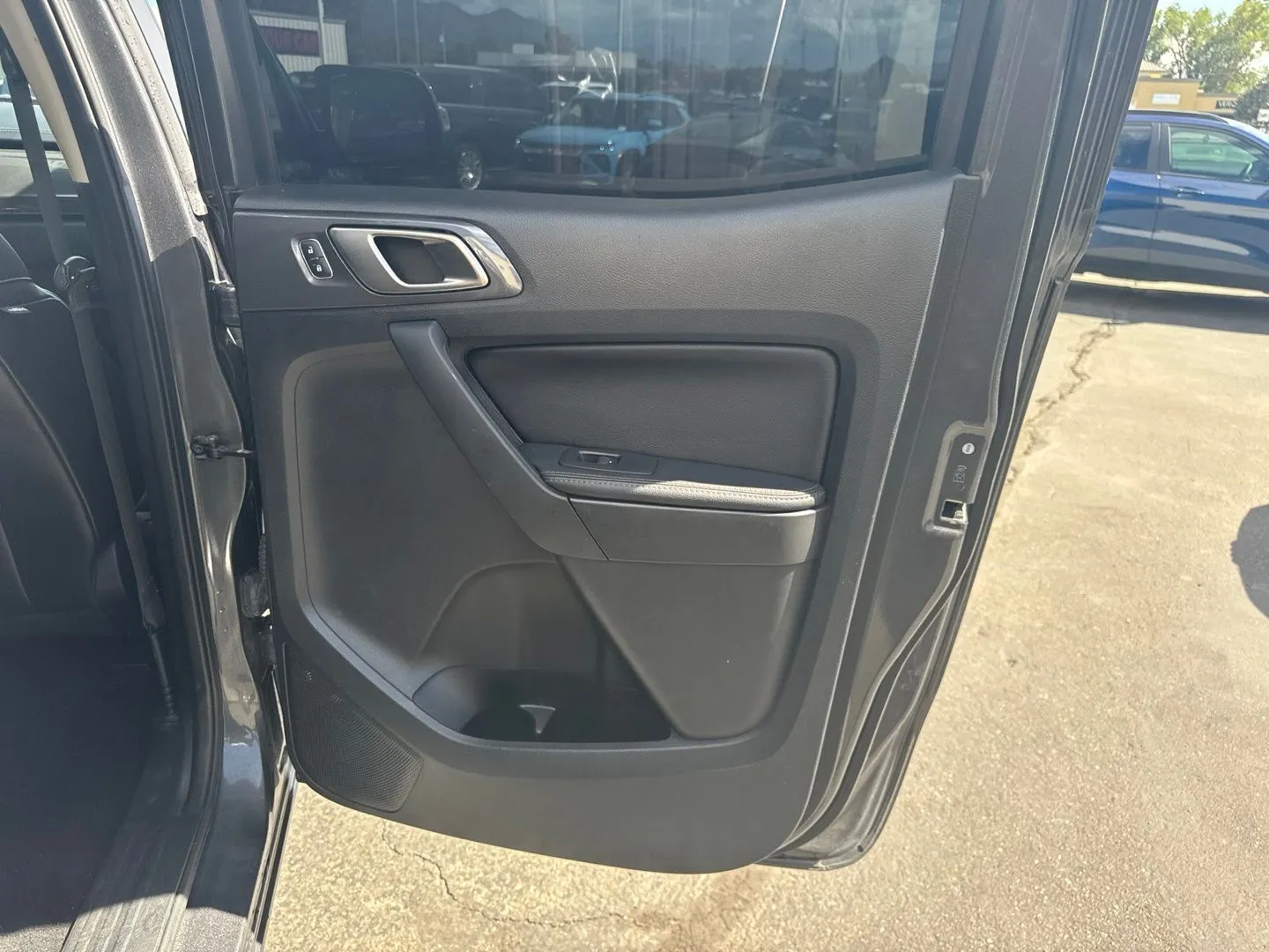 Ford Ranger photo 13