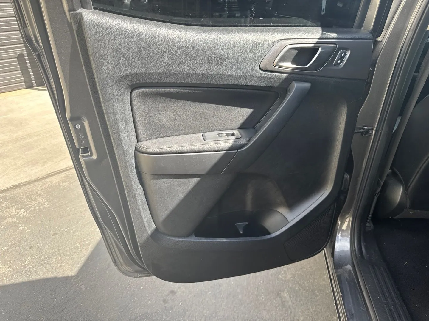 Ford Ranger photo 15