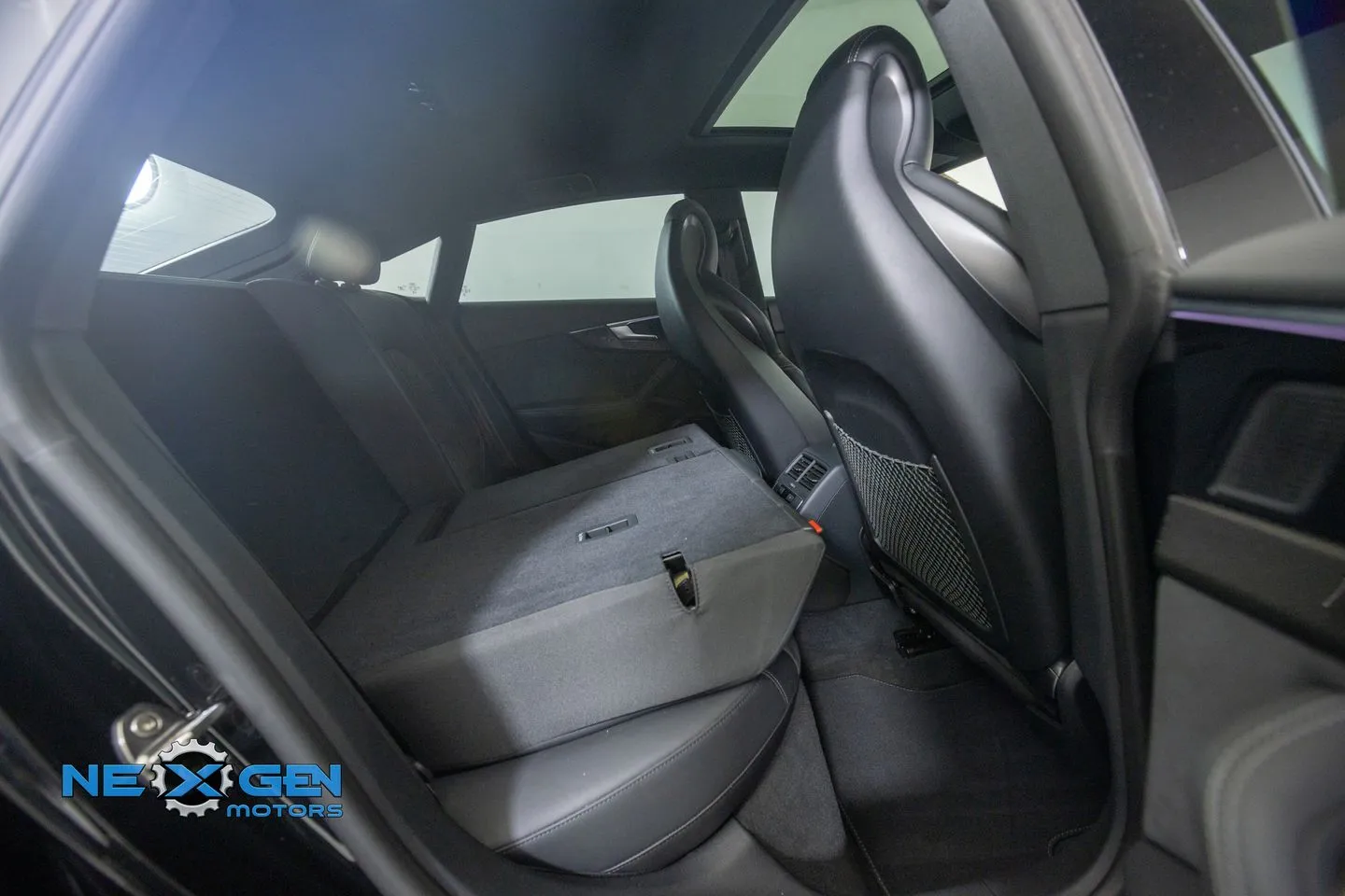 Audi S5 photo 38