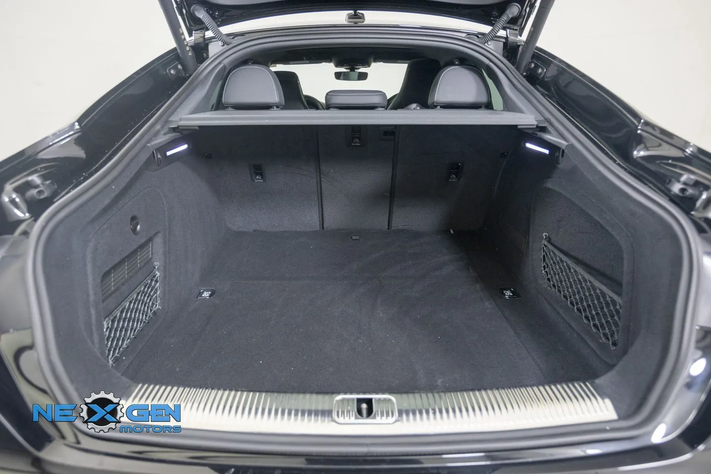 Audi S5 photo 34