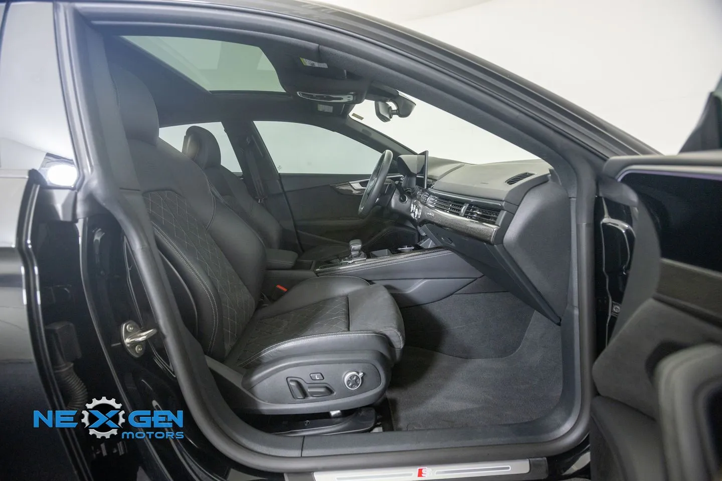 Audi S5 photo 42