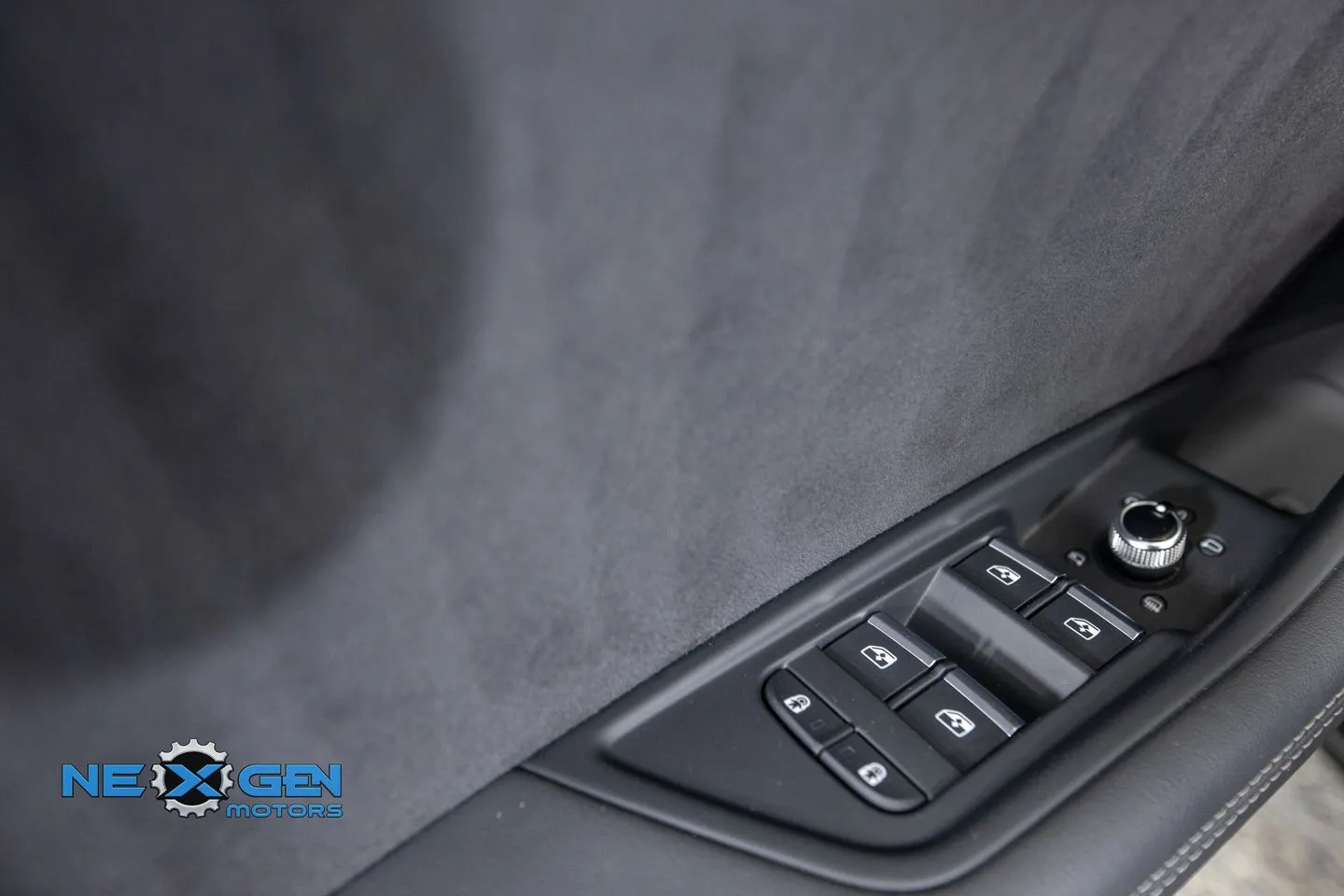 Audi S5 photo 13