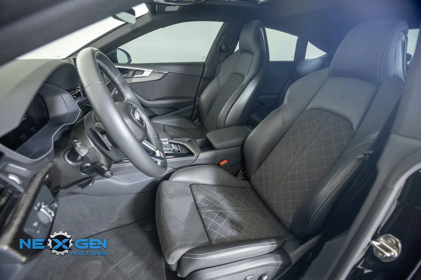 Audi S5 photo 26