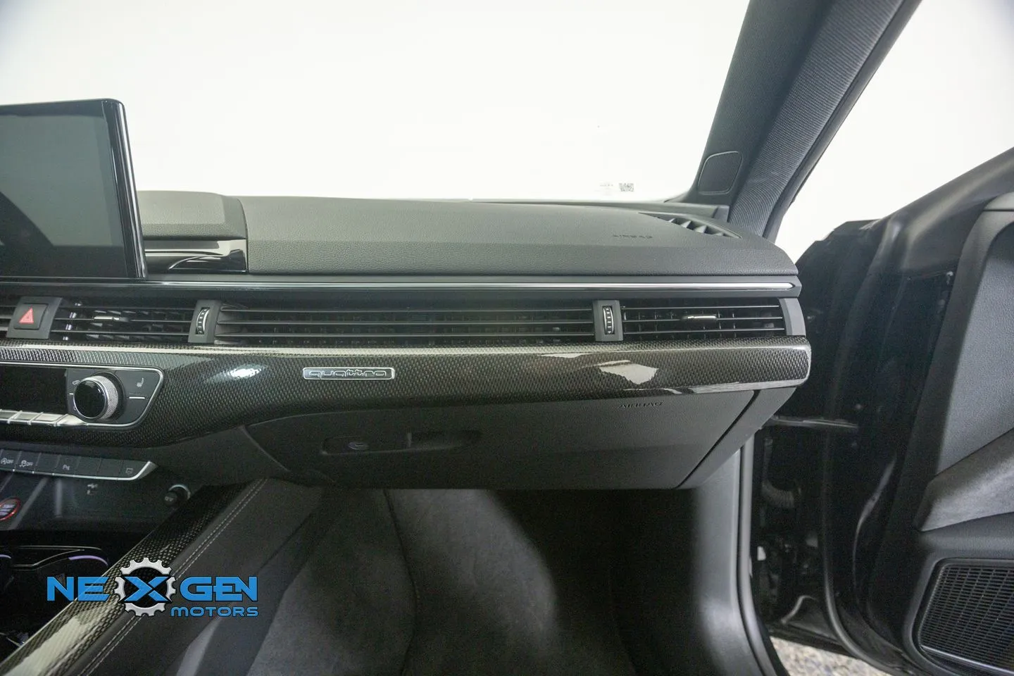 Audi S5 photo 43