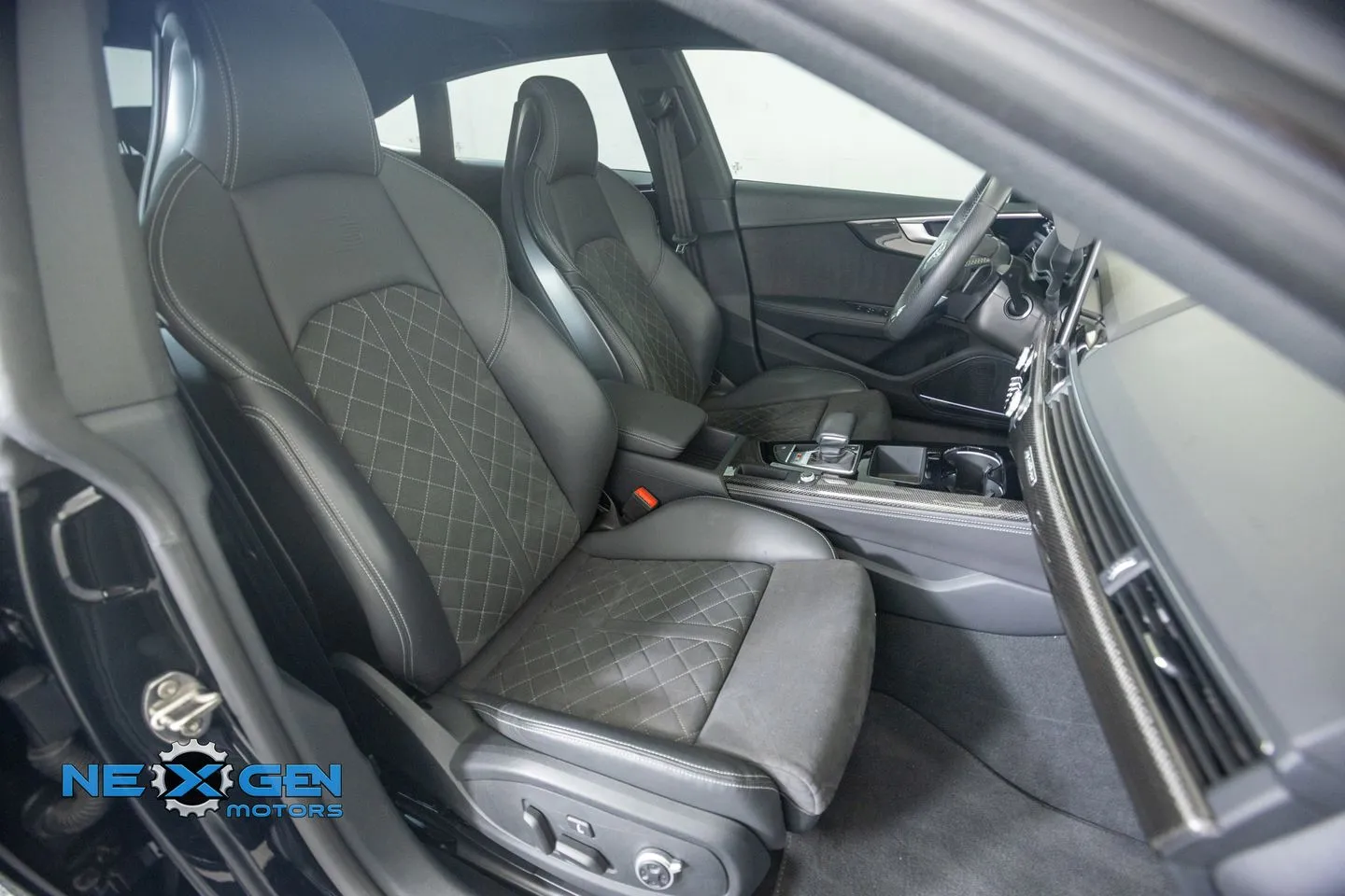 Audi S5 photo 44