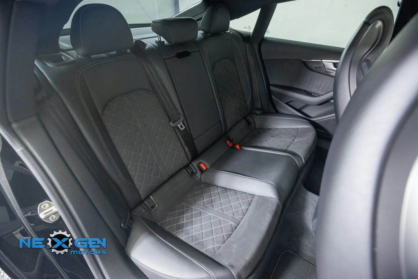 Audi S5 photo 39