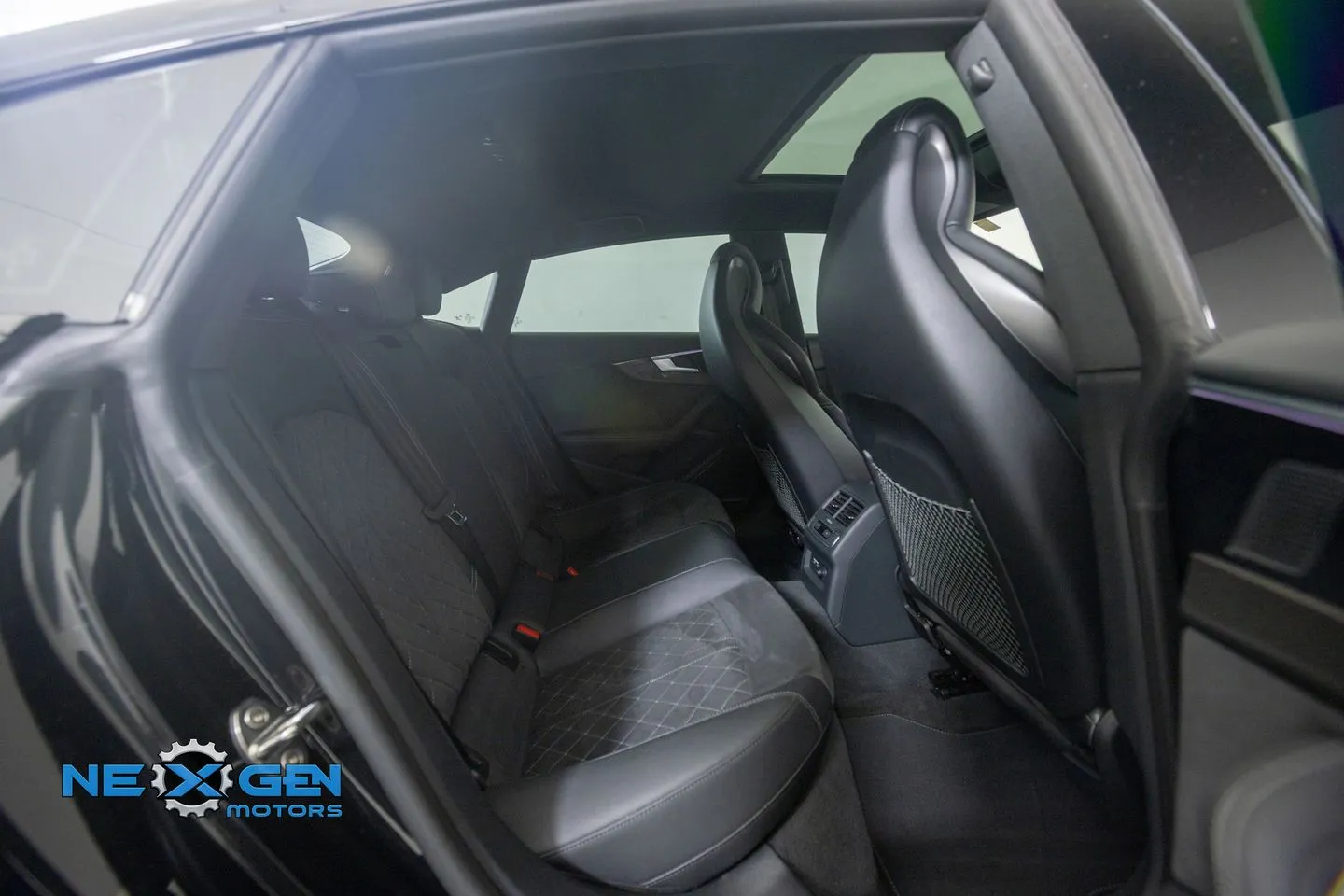 Audi S5 photo 37