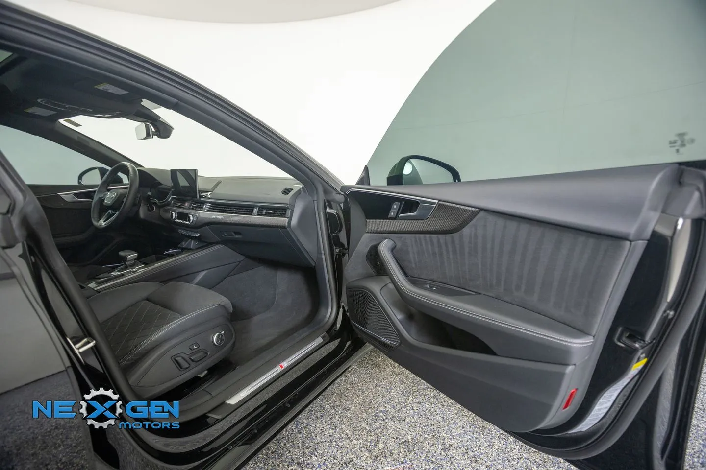 Audi S5 photo 40