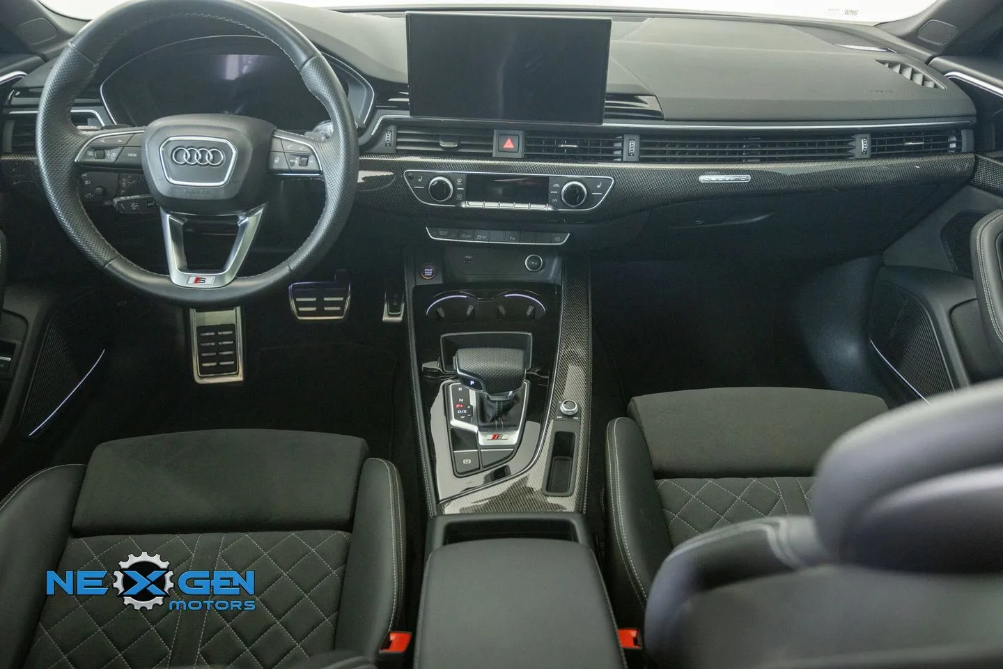 Audi S5 photo 31