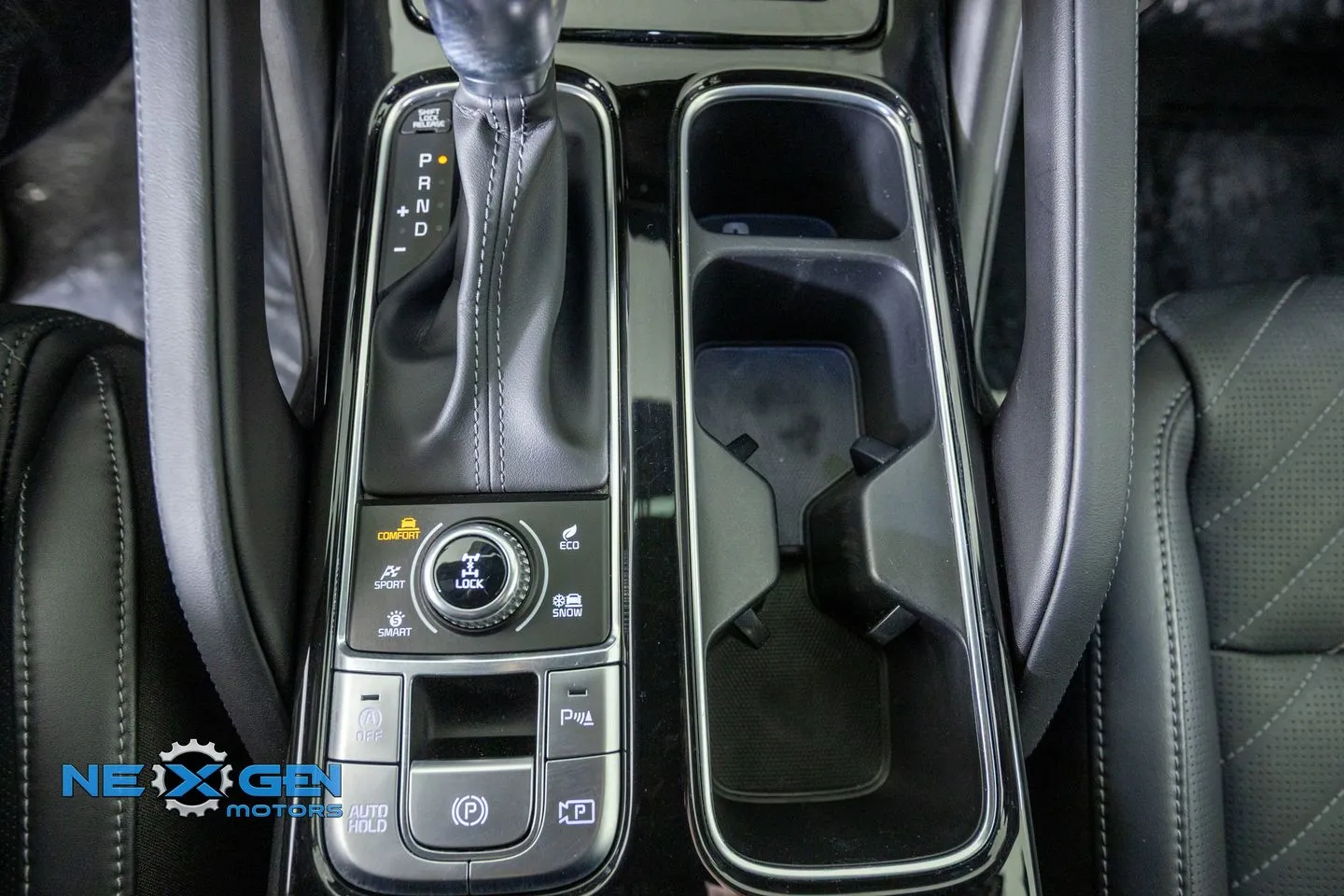 Kia Telluride photo 23