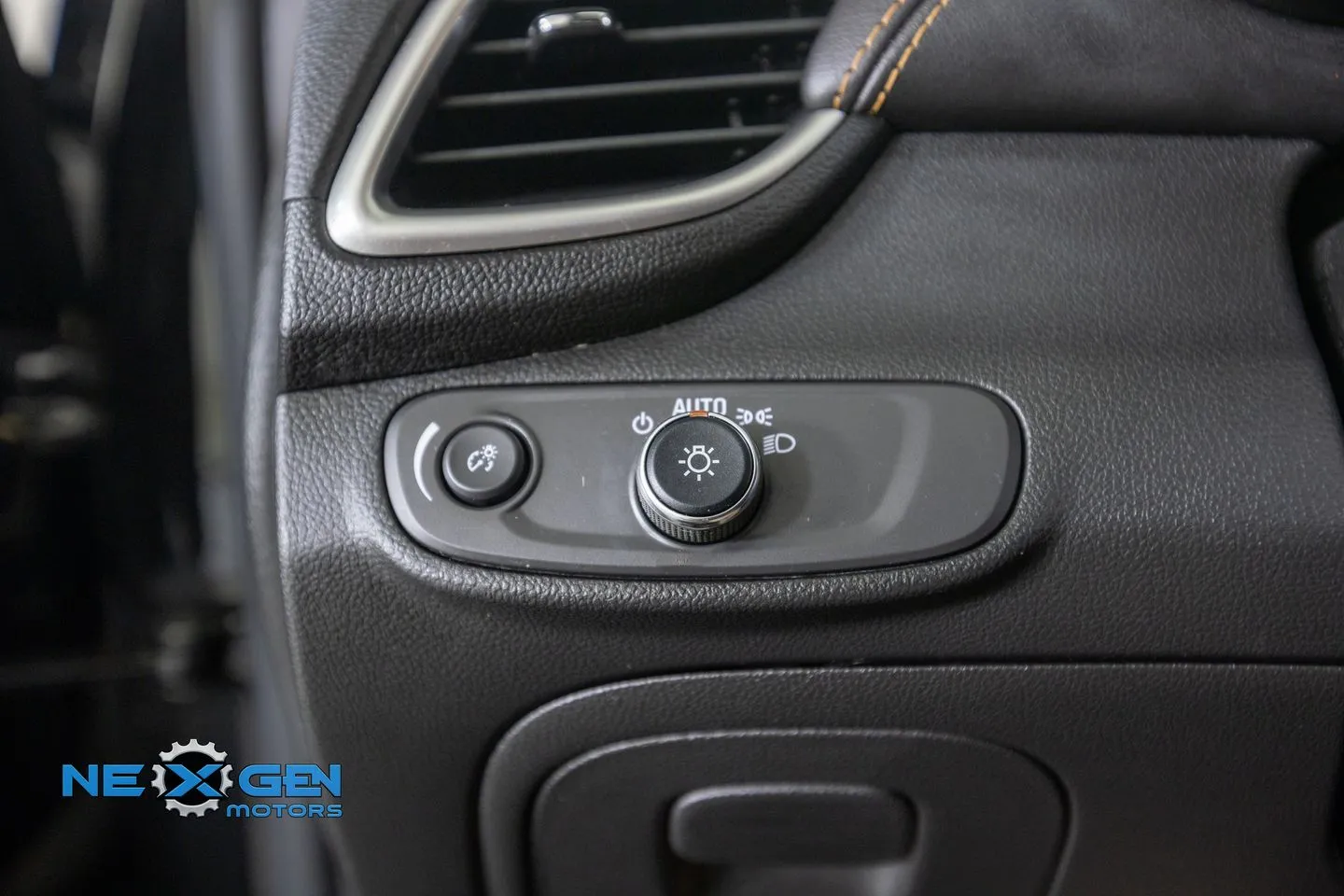 Chevrolet Trax photo 14