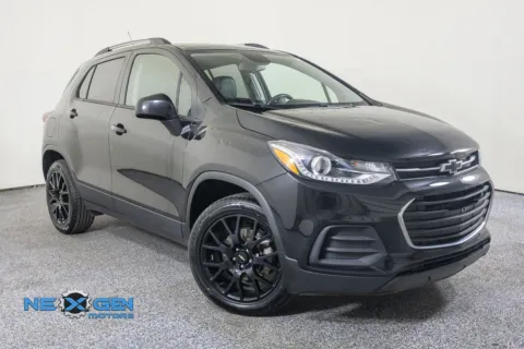 Black 2022 Chevrolet Trax LT for sale in Lindon, UT