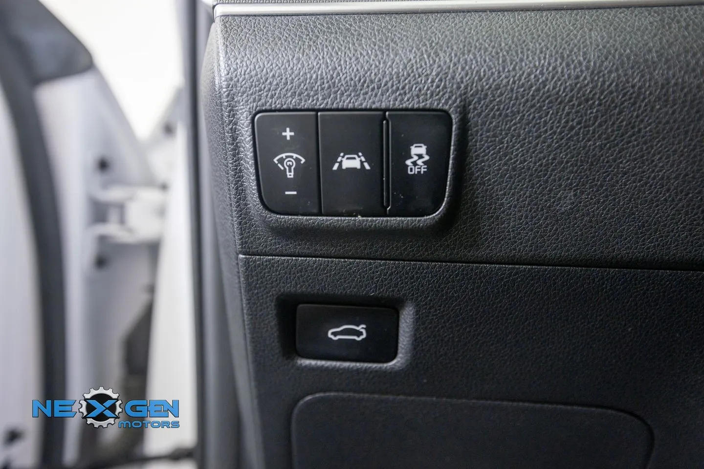Kia K5 photo 14