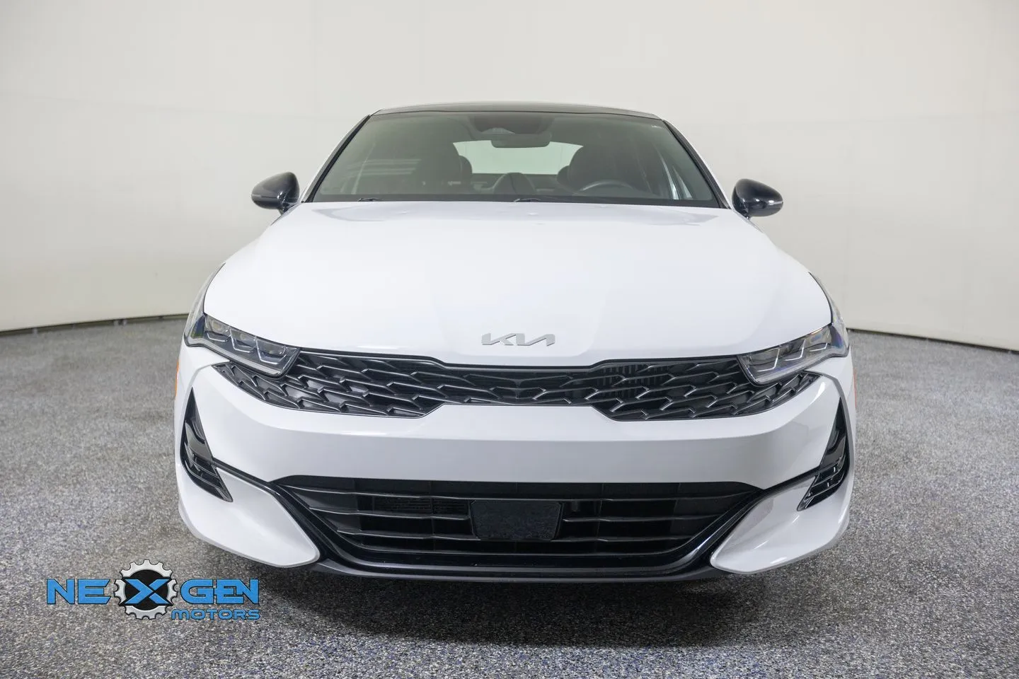 Kia K5 photo 3